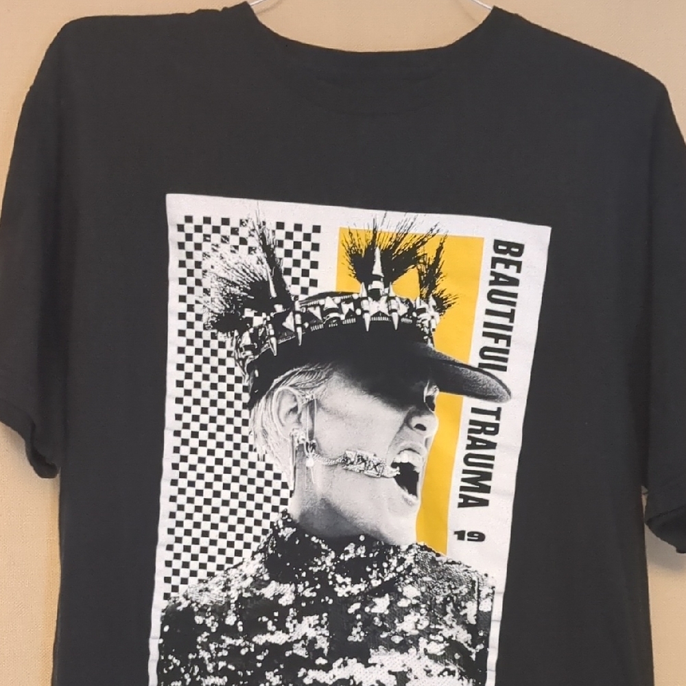 Pink Beautiful Trauma 2019 Black Official Pink Concert Black T-Shirt Size XL